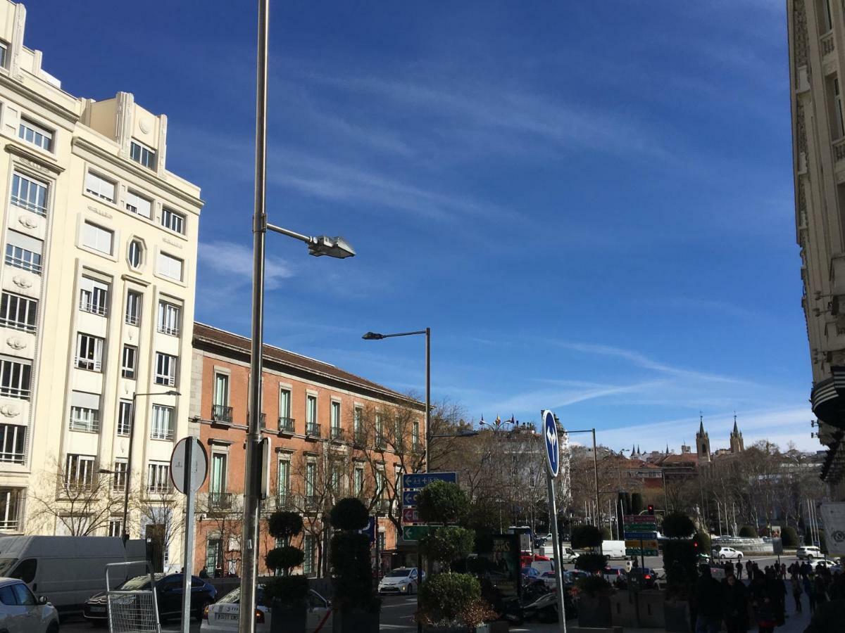 Smart Plaza De Las Cortes Leilighet Madrid Eksteriør bilde